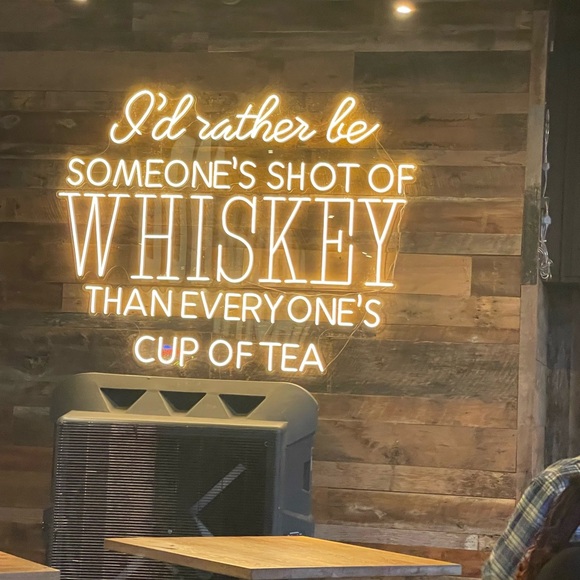 Selling Us SUNDAY 🫵🏼🫵🏼 - Picture 11 of 12